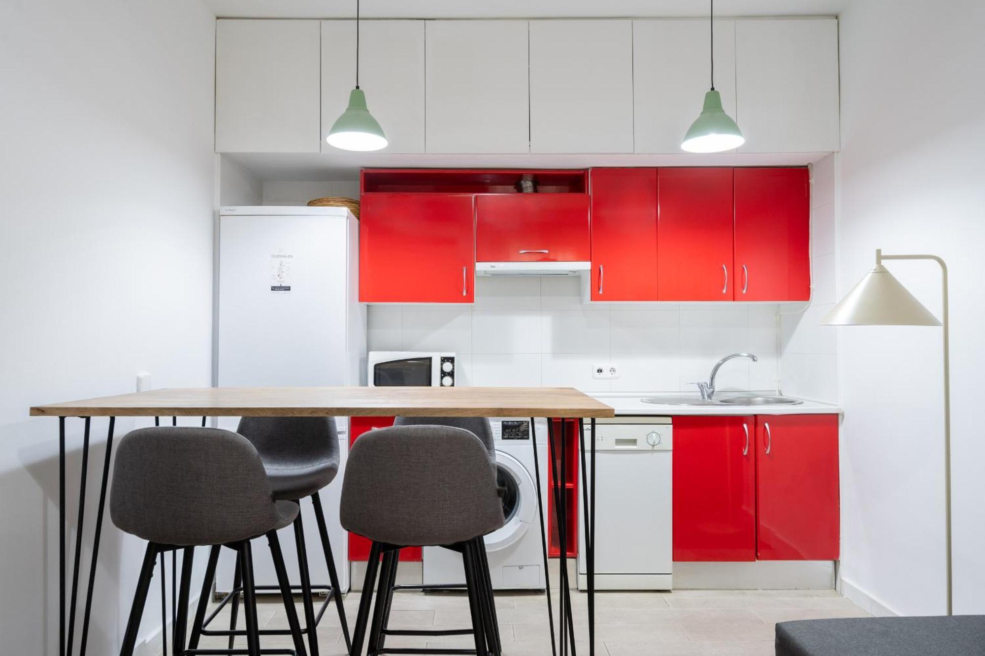 Apartamento En Chueca Para 4 Personas Alquiler Temporal Madrid Kültér fotó